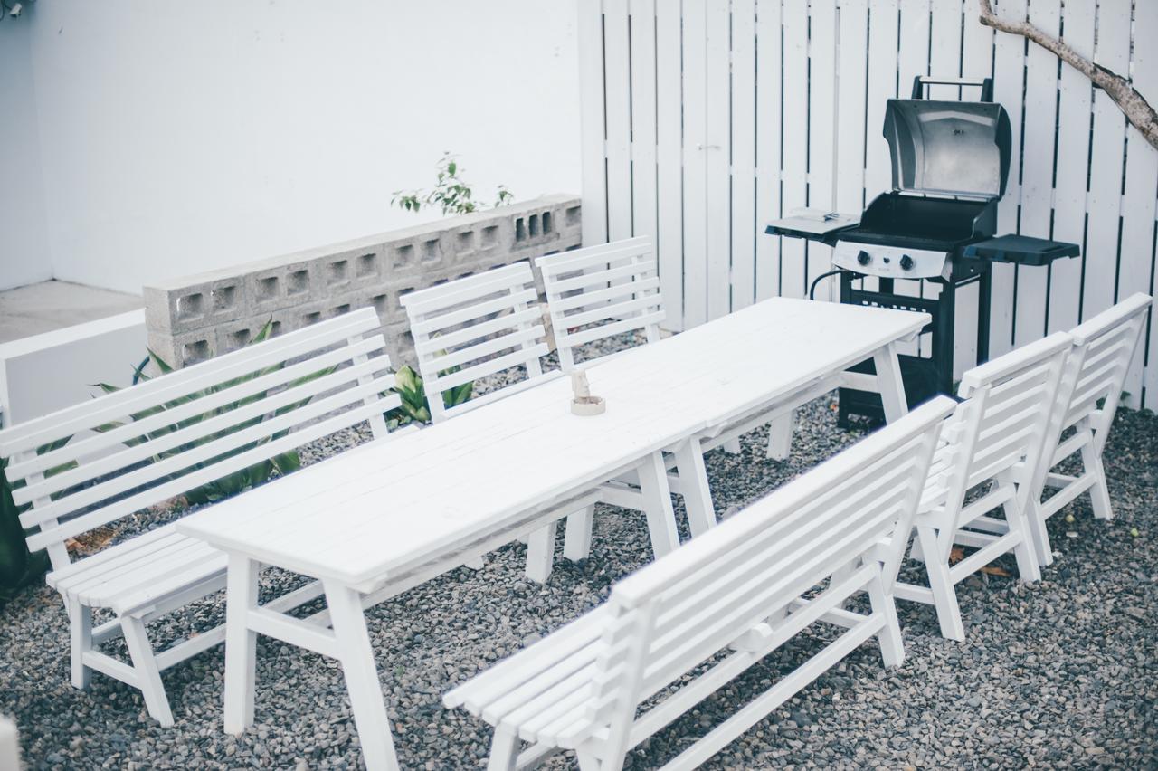 Yellow'S Kenting B&B Nanwan Bagian luar foto