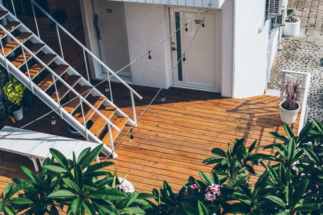 Yellow'S Kenting B&B Nanwan Bagian luar foto